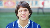 Gary Lineker. Sebelum Lineker gabung Everton pada 1985, MU diberi opsi pertama untuk menggaetnya. Tapi menurut Edwards, Ron Atkinson yang saat itu memanajeri MU menyatakan tak butuh penyerang tambahan karena sudah punya empat striker. (Foto: Simon Miles/Getty Images)