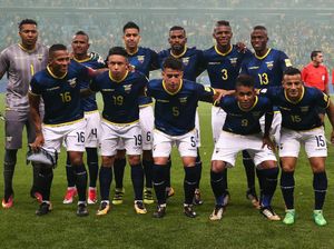 Lahir di Argentina, Pelatih Ekuador Siap Gagalkan Messi dkk ke Piala Dunia Lahir di Argentina, Pelatih Ekuador Siap Gagalkan Messi dkk ke Piala Dunia
