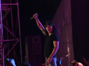 Lirik dan Chord Alami dari Slank