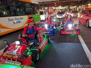 Asyiknya Naik Gokart ala Mario Bros di Tokyo