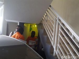 Rekonstruksi, Ada 26 Adegan Pembunuhan Sadis Pasutri dalam Bedcover