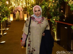 Dibuat Murka Beberapa Teman Artis, Melly Goeslaw Lupakan dan Maafkan
