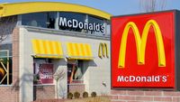 Cerita Unik Dibalik Nama Populer Domino, Wendy's hingga Starbucks