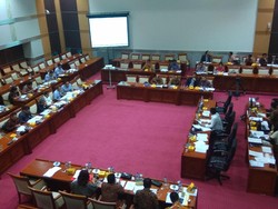 Komisi I dan Menkum HAM Bahas Perjanjian Ekstradisi RI-China