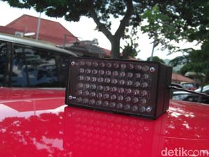 Pemotor yang Bangga Pamer 7 Strobo di Belakang Akhirnya Tobat, Kini Motornya Bersih Pemotor yang Bangga Pamer 7 Strobo di Belakang Akhirnya Tobat, Kini Motornya Bersih