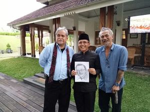 Saat Tio Pakusadewo Karikaturkan Bupati Anas