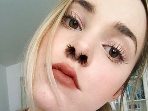 Duh! Para Wanita Buat Ekstensi Bulu Hidung Jadi Tren Duh! Para Wanita Buat Ekstensi Bulu Hidung Jadi Tren