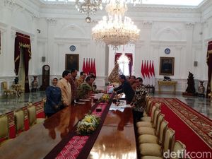 Banyak OTT KPK, Jokowi Segera Kumpulkan Menteri Serta Kepala Daerah