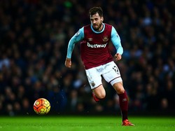 Carl Jenkinson mencatatkan laju 35,31 km per jam pada musim 2015/2016 untuk West Ham United. (Foto: Jordan Mansfield/Getty Images)