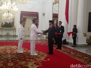 Jokowi Resmi Lantik Sultan dan Pakualam Jadi Gubernur dan Wagub DIY