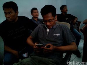 PWI dan AJI Kecam Kekerasan Oknum Aparat Pada Wartawan Banyumas PWI dan AJI Kecam Kekerasan Oknum Aparat Pada Wartawan Banyumas