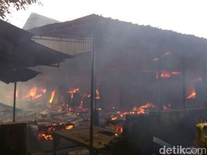 Pasar Purwasaba di Banjarnegara Terbakar