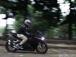 Ngebut 100 Km/Jam Pendengaran Bisa Rusak Permanen, Benarkah?