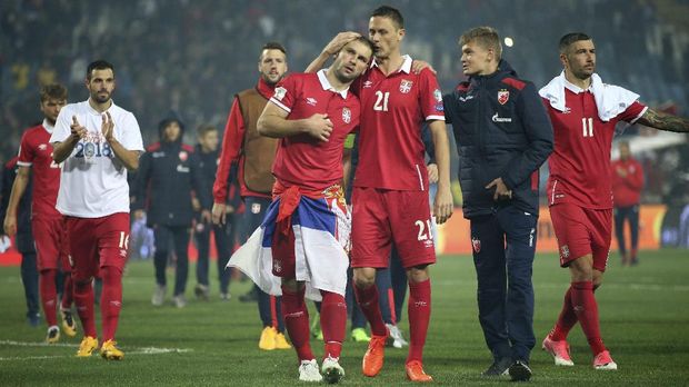 Serbia lolos ke putaran Piala Dunia 2018 dengan status juara grup di fase kualifikasi.