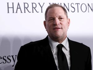 Eks Produser Hollywood Harvey Weinstein Dihukum 16 Tahun Penjara Eks Produser Hollywood Harvey Weinstein Dihukum 16 Tahun Penjara