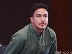 Ajak Raisa Kurangi Plastik, Hamish Daud: Seru Lho! Ajak Raisa Kurangi Plastik, Hamish Daud: Seru Lho!