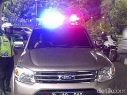 Pasang Strobo Hambat Asuransi?