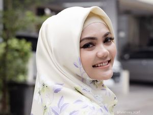 Melihat Penampilan Rina Nose: Tanpa, Pakai hingga Lepas Hijab