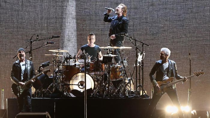 Konser U2 (Christian Petersen/Getty Images) Konser U2 (Christian Petersen/Getty Images)