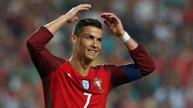 Akhir Balapan Ronaldo vs Lewandowski