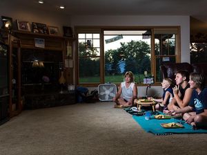 Fotografer Ini Tampilkan Cara Makan Orang Amerika, Seperti Apa Ya?