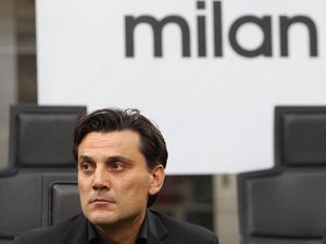 Montella Balas Kritik Berlusconi Montella Balas Kritik Berlusconi