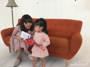 Foto: Kompaknya Gisel dan Gempi Saat Syuting Video Klip Bareng Foto: Kompaknya Gisel dan Gempi Saat Syuting Video Klip Bareng