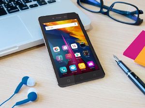 Polytron Prime 7 Incar Pengguna Aktif Lewat Fitur Tahan Banting