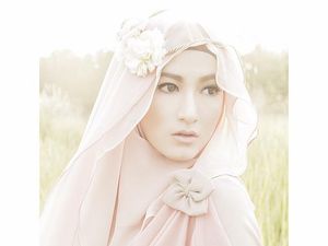 Foto: 10 Gaya Hijab Syari Lyra Virna yang Bisa Jadi Inspirasi ke Kondangan Foto: 10 Gaya Hijab Syari Lyra Virna yang Bisa Jadi Inspirasi ke Kondangan