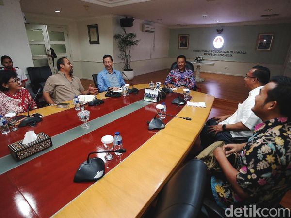 Imam Nahrawi Bertemu dengan Indonesia Olympians Association