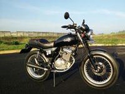 Thunder EN125 Retro Classic