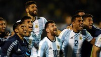 Kemenangan ini membuat Argentina naik ke posisi tiga Kualifikasi Piala Dunia zona Amerika Selatan. Tim Tango lolos langsung ke Rusia tahun depan. (Foto: Edgard Garrido/Reuters)