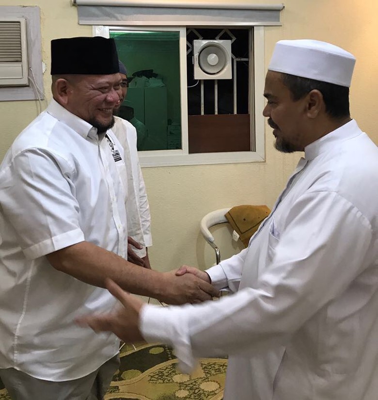 La Nyalla Bertemu Habib Rizieq di Mekkah, Bicara Soal Pilgub Jatim