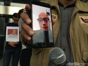 Operasi Mata Ditunda, Novel Belum Diizinkan Pulang ke Indonesia