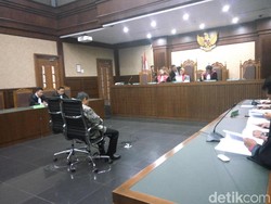 Eks Atase Imigrasi KBRI Kuala Lumpur Keberatan Dituntut 5 Tahun Bui