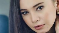 Foto: Adu Gaya Makeup 7 Penyanyi Wanita Indonesia, Semuanya Cantik!