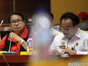 Menteri PPPA Yohana Yembise Raker dengan Komisi I DPR