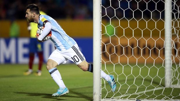 Lionel Messi mencetak dua gol dalam dua laga terakhir lawan Spanyol.