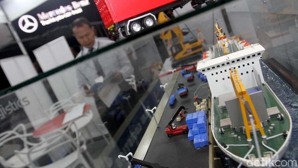 Pelni Ramaikan Pameran Industri Transportasi, Logistik dan Maritim