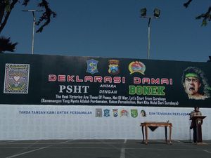 Pesilat dan Suporter Deklarasi Damai, Risma: Kita Semua Bersaudara
