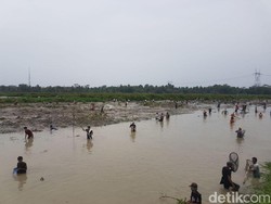 Detik-detik Hanyutnya Dua Warga di Bendungan Pamarayan