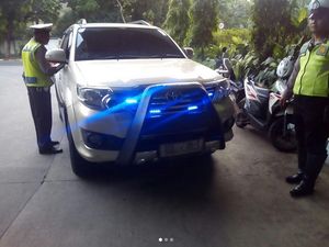 Pengguna Strobo di Kendaraan Pribadi, Sudah Siap Salah