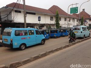 Bajaj hingga Taksi yang Tak Kapok Dirazia di Stasiun Jatinegara