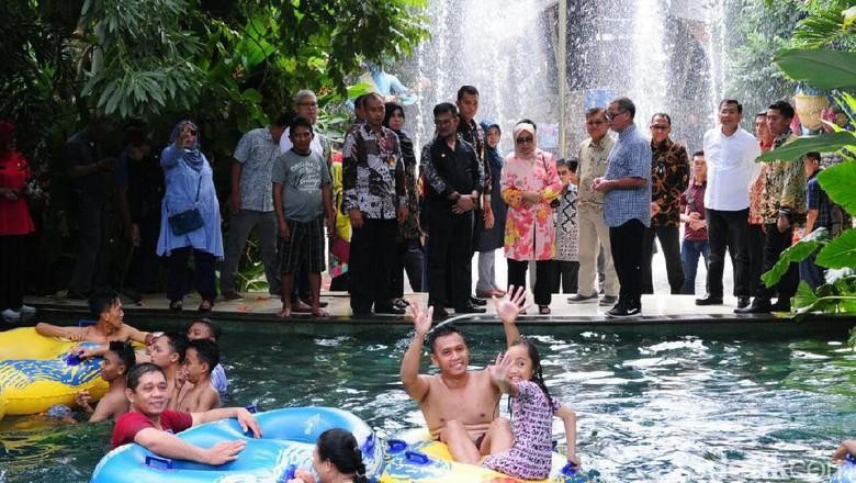 Wapres JK berkunjung ke Waterboom Bugis Waterpark di Makassar (Muhammad Nur Abdurrahman/detikcom)