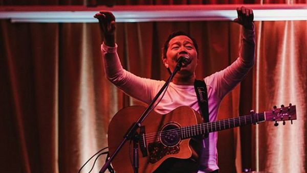 Sandhy Sondoro Sukses Pukau Inggris Lewat 3 Konser