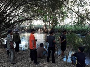 Mandi di Sungai, Ayah Dua Anak Hanyut Mandi di Sungai, Ayah Dua Anak Hanyut