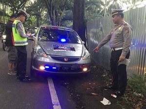 Puluhan Mobil Terjaring Razia Rotator di Jakarta