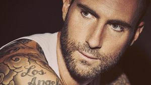 Adam Levine Hingga Matt Bellamy, Saat Vokalis Top Dunia Olahraga