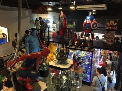 50 Ribu Mainan Superhero Ada di Sini!
