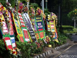 Pesanan Paslon Belum Bisa Kalahkan Karangan Bunga untuk Ahok